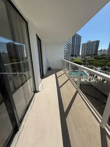 3701 N Country Club Drive Aventura FL 33180