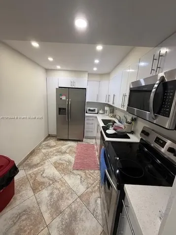 3701 N Country Club Drive Aventura FL 33180