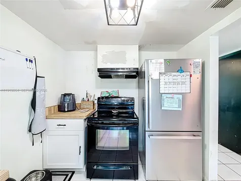 9825 NW 37th Street Sunrise FL 33351