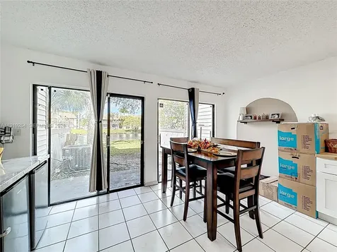 9825 NW 37th Street Sunrise FL 33351