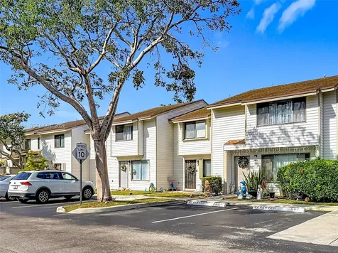 9825 NW 37th Street Sunrise FL 33351