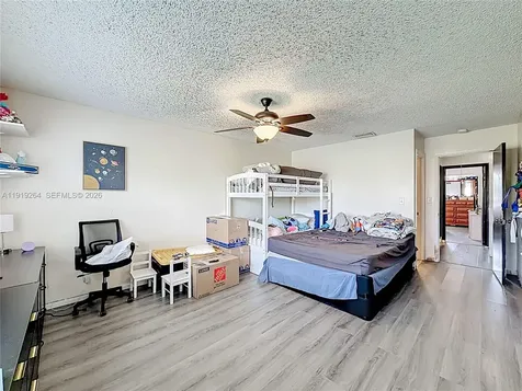 9825 NW 37th Street Sunrise FL 33351