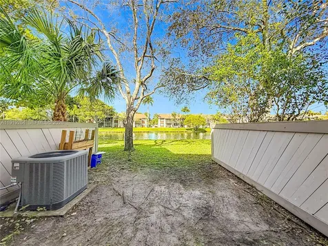 9825 NW 37th Street Sunrise FL 33351