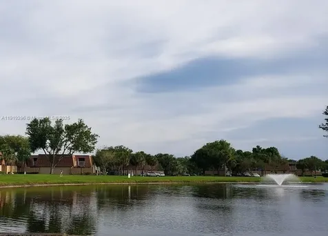 513 Green Springs Place West Palm Beach FL 33409