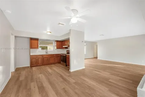 1111 SW 39th Avenue Fort Lauderdale FL 33312