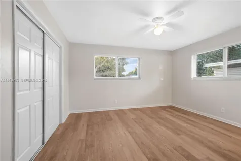 1111 SW 39th Avenue Fort Lauderdale FL 33312