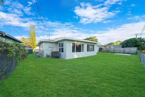 1111 SW 39th Avenue Fort Lauderdale FL 33312