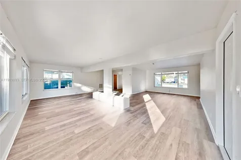 1111 SW 39th Avenue Fort Lauderdale FL 33312