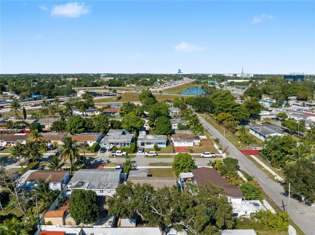 6310 Adams Street Hollywood FL 33023