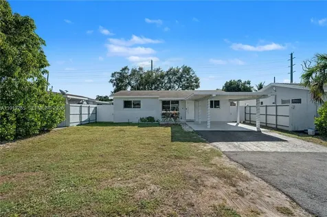 6310 Adams Street Hollywood FL 33023