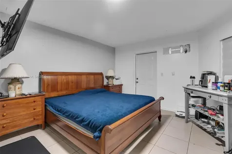 5530 SW 96th Avenue Miami FL 33165