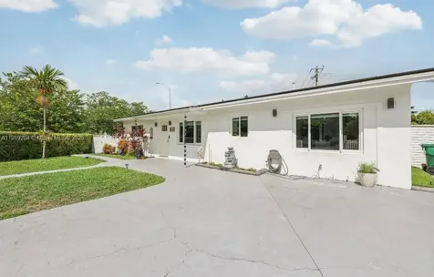 5530 SW 96th Avenue Miami FL 33165