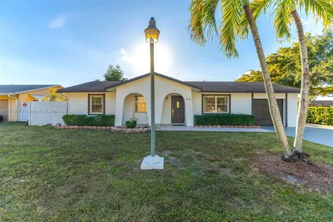 4944 SW 134th Court Miami FL 33175