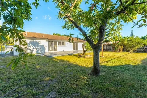 4944 SW 134th Court Miami FL 33175