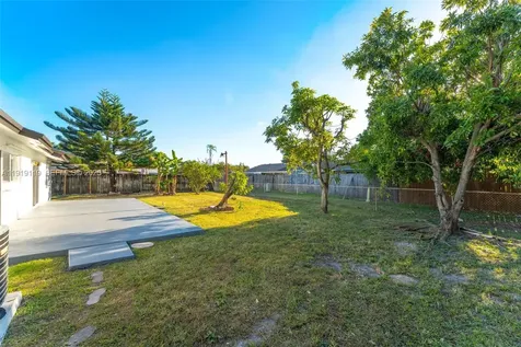 4944 SW 134th Court Miami FL 33175