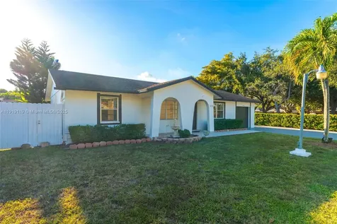 4944 SW 134th Court Miami FL 33175