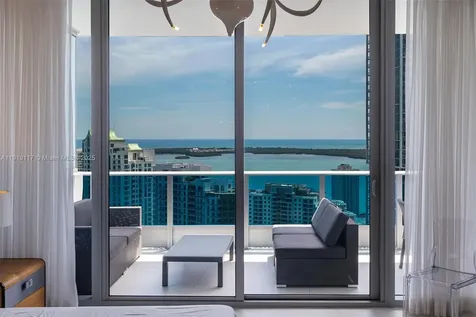 200 Biscayne Boulevard Way Miami FL 33131