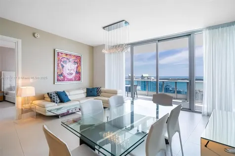 200 Biscayne Boulevard Way Miami FL 33131
