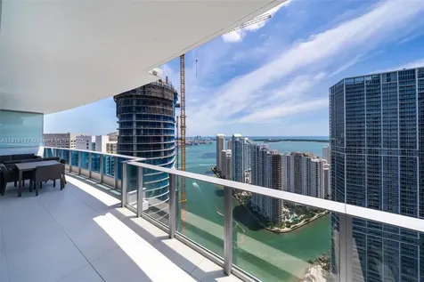 200 Biscayne Boulevard Way Miami FL 33131