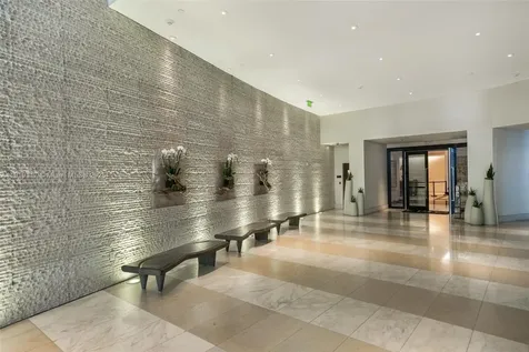 200 Biscayne Boulevard Way Miami FL 33131