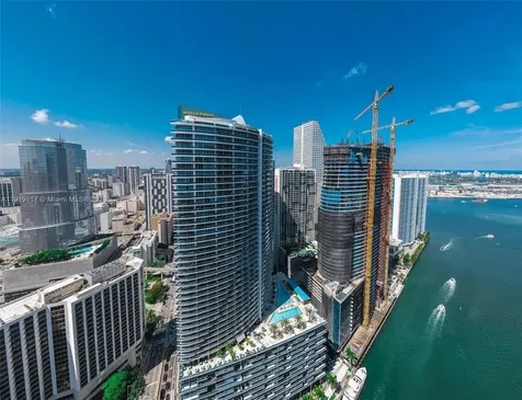 200 Biscayne Boulevard Way Miami FL 33131