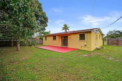 1300 NE 215th Street Miami FL 33179