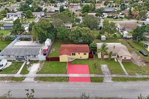 1300 NE 215th Street Miami FL 33179