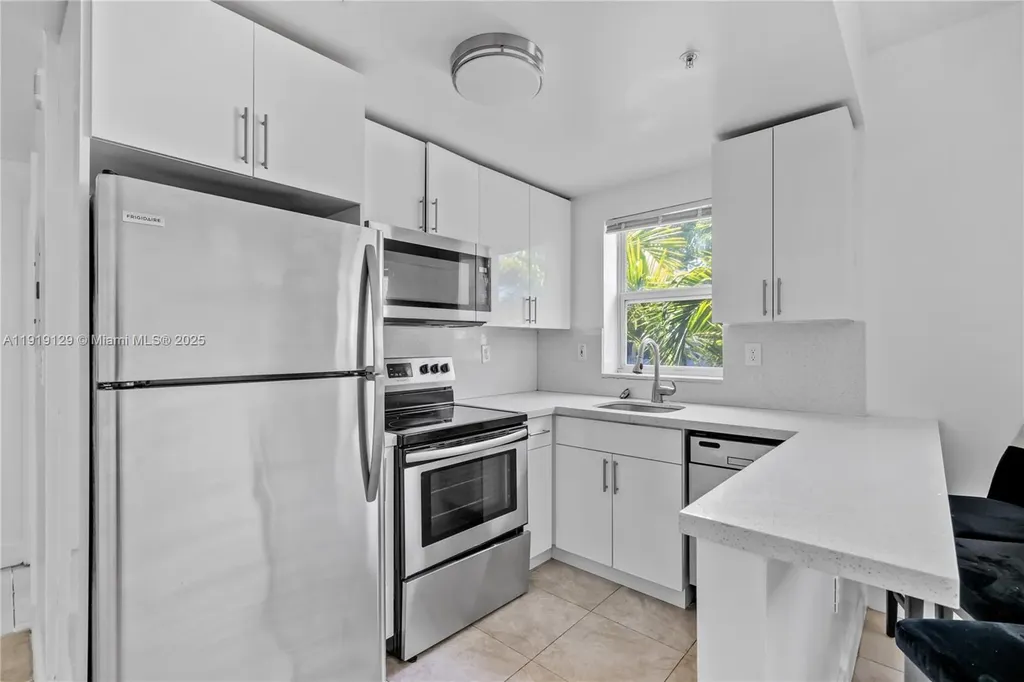 1542 Drexel Avenue Miami Beach FL 33139