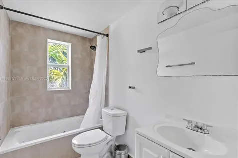 1542 Drexel Avenue Miami Beach FL 33139