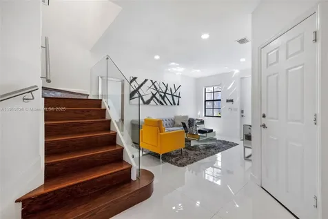 8780 NW 116th Path Doral FL 33178