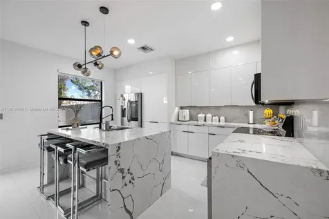 8780 NW 116th Path Doral FL 33178