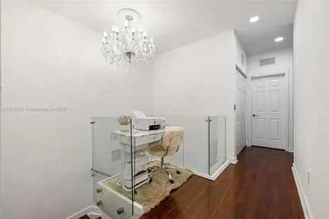 8780 NW 116th Path Doral FL 33178