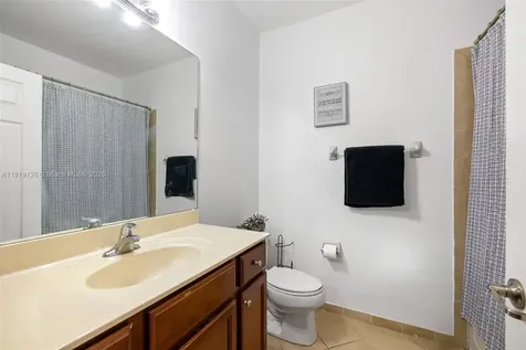 8780 NW 116th Path Doral FL 33178