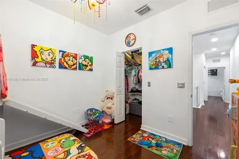 8780 NW 116th Path Doral FL 33178