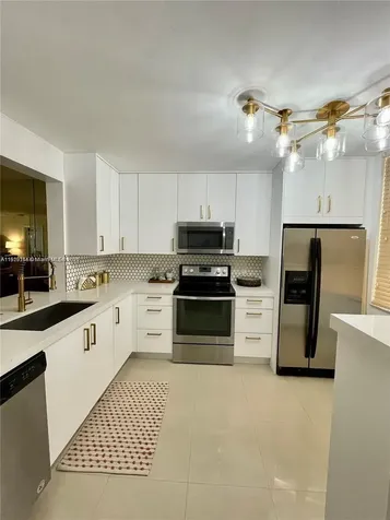 8592 W Sunrise Boulevard Plantation FL 33322