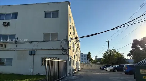 1400 NE 111th Street Miami FL 33161