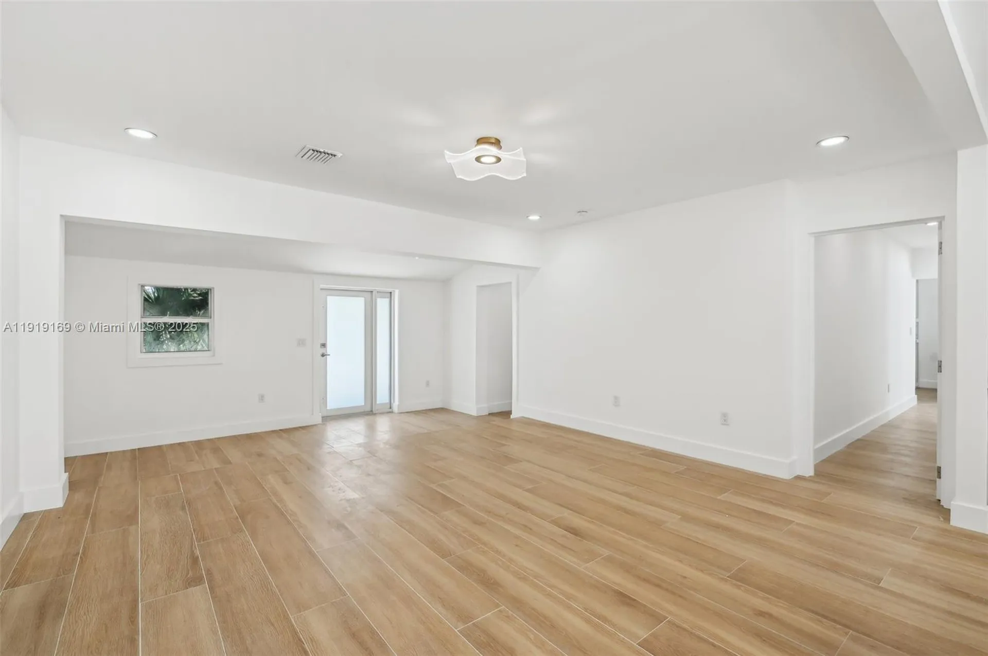 2001 SW 23rd Avenue Fort Lauderdale FL 33312