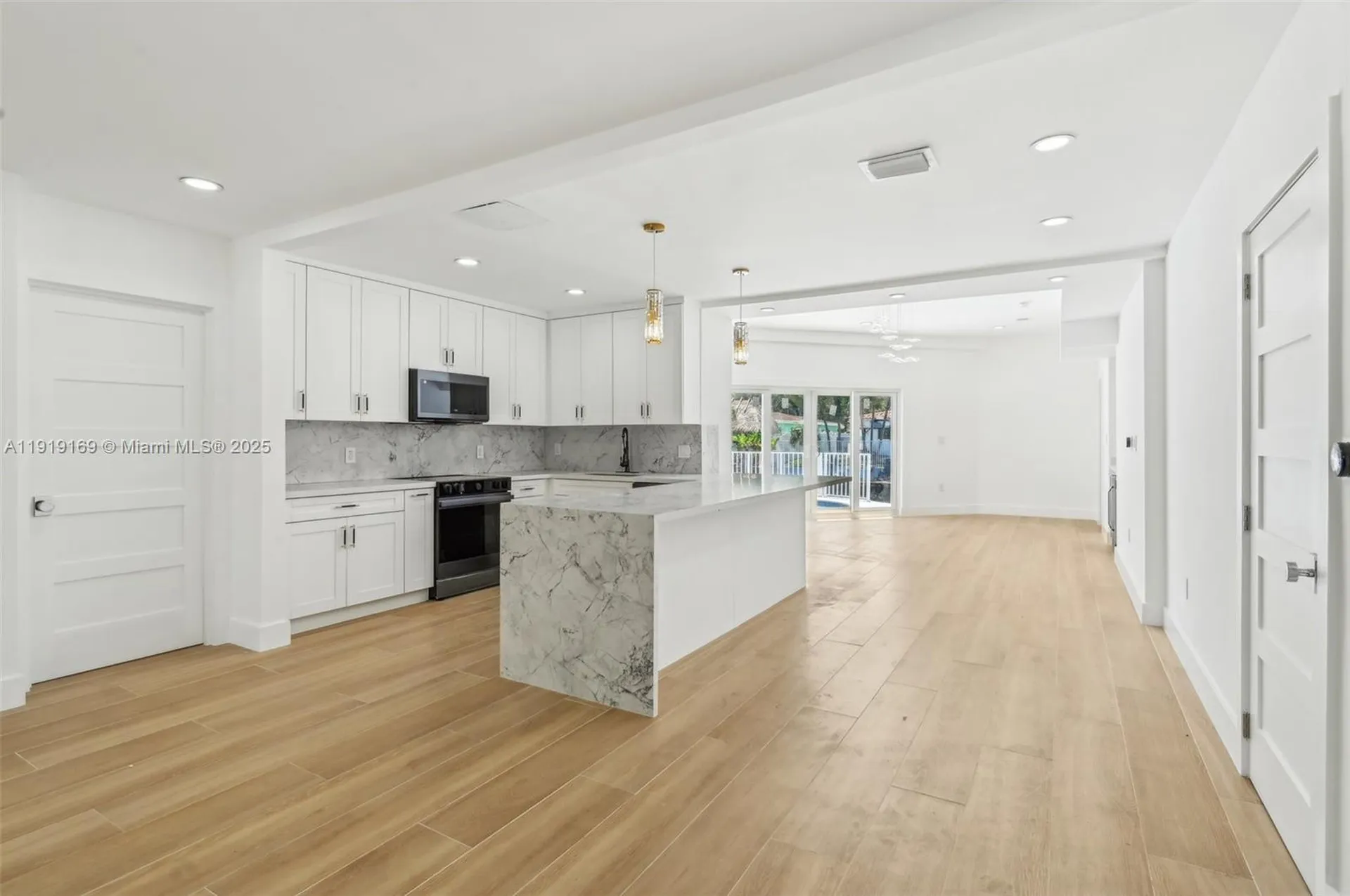 2001 SW 23rd Avenue Fort Lauderdale FL 33312