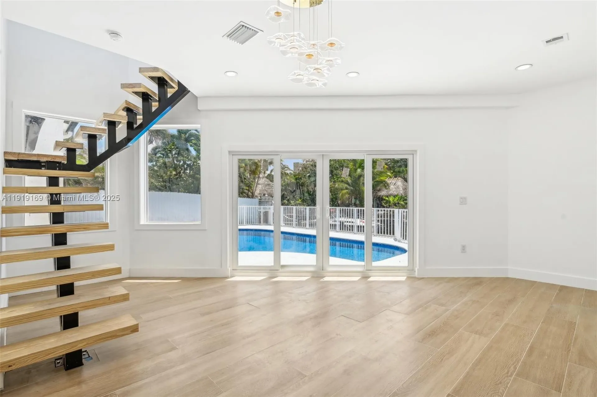 2001 SW 23rd Avenue Fort Lauderdale FL 33312