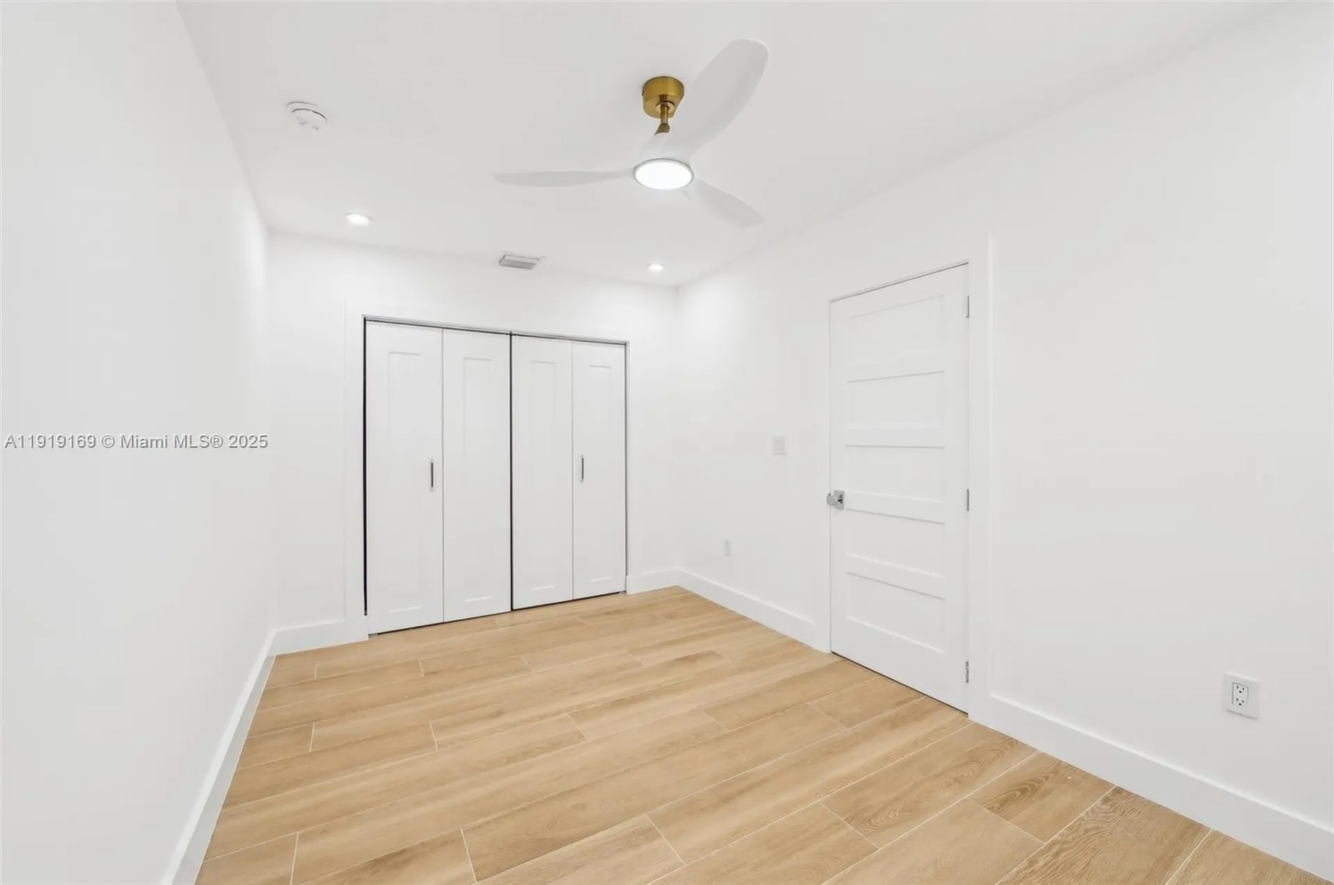 2001 SW 23rd Avenue Fort Lauderdale FL 33312