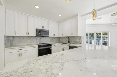 2001 SW 23rd Avenue Fort Lauderdale FL 33312