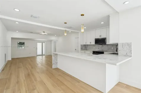 2001 SW 23rd Avenue Fort Lauderdale FL 33312