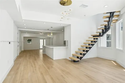 2001 SW 23rd Avenue Fort Lauderdale FL 33312