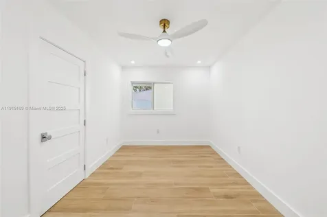 2001 SW 23rd Avenue Fort Lauderdale FL 33312