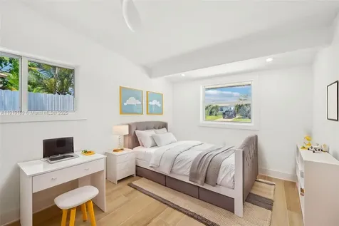 2001 SW 23rd Avenue Fort Lauderdale FL 33312