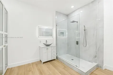 2001 SW 23rd Avenue Fort Lauderdale FL 33312