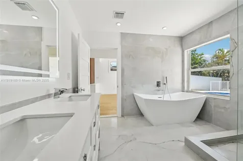 2001 SW 23rd Avenue Fort Lauderdale FL 33312