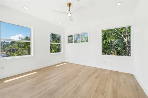 2001 SW 23rd Avenue Fort Lauderdale FL 33312