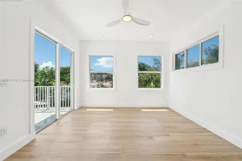 2001 SW 23rd Avenue Fort Lauderdale FL 33312