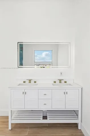 2001 SW 23rd Avenue Fort Lauderdale FL 33312